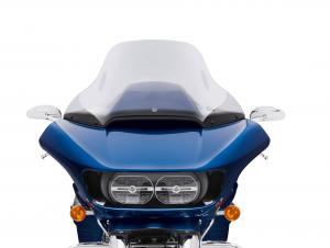 WIND SPLITTER WINDSHIELD - ROAD GLIDE®<br />15" Light Smoke - Fits '15-later 57400270