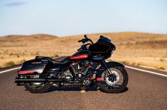 Gallery / Harley-Davidson® FLTRXSE CVO™ Road Glide® 2021